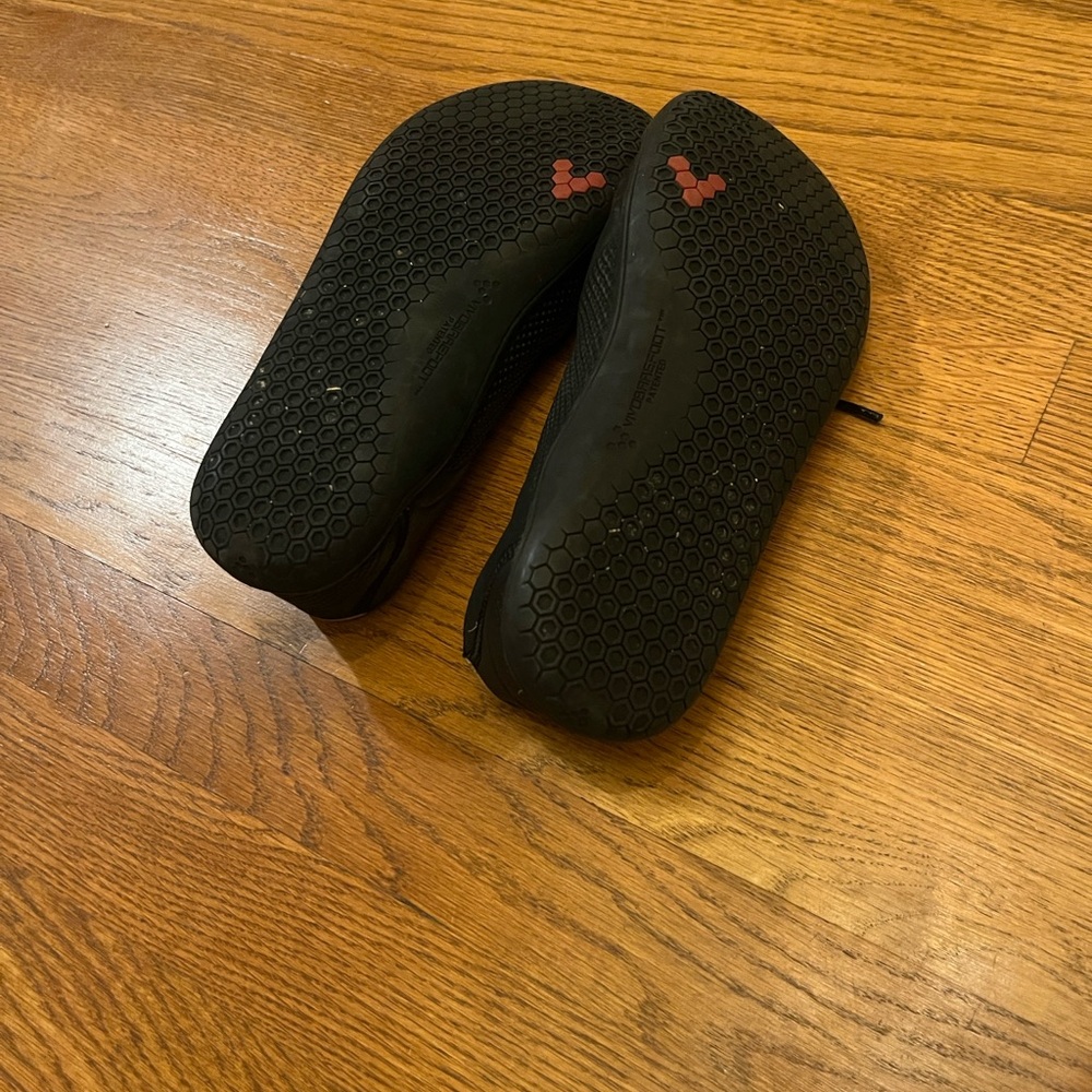 Black Vivo Barefoot Shoes. EU 41 - Picture 5 of 5